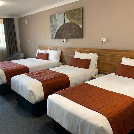 In Town Motor Inn Тари Экстерьер фото